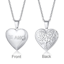 Carica l&#39;immagine nel visualizzatore di Gallery, Heart Locket Necklace
