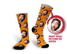 Carica l&#39;immagine nel visualizzatore di Gallery, Custom Photo Socks
