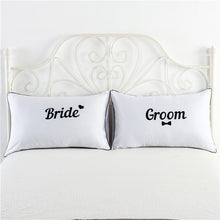 Carica l&#39;immagine nel visualizzatore di Gallery, Matching Couple Pillowcases
