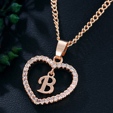 Carica l&#39;immagine nel visualizzatore di Gallery, Initial Heart Pendant Necklace
