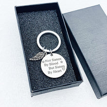 Carica l&#39;immagine nel visualizzatore di Gallery, Sisters By Heart Keychain
